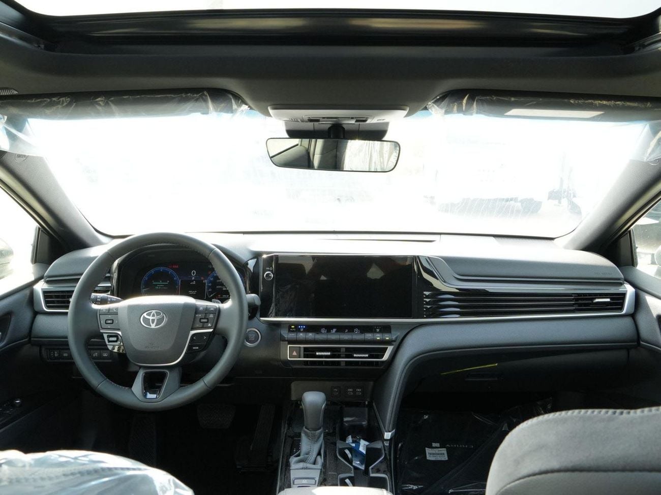 Toyota Camry GLE 2026 TOYOTA CAMRY GLE 2.5L FULL RADAR PANAROMIC DUAL PWR SEAT GCC BEAND NEW 0KM