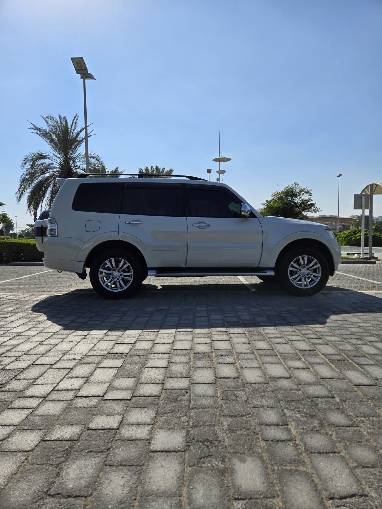 Mitsubishi Pajero Platinum 3.8L