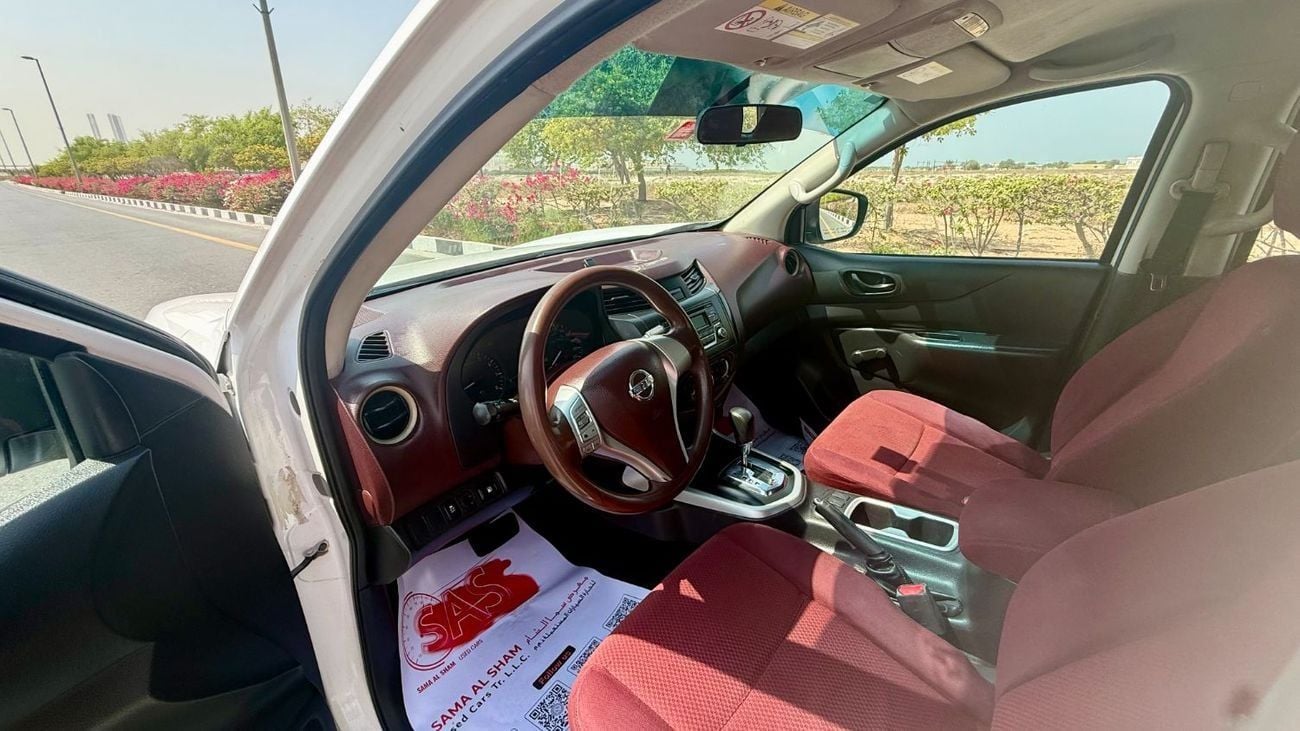 نيسان نافارا Std 2.5L RWD A/T