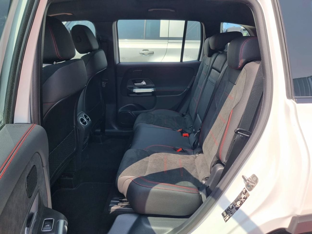 Mercedes Benz GLB200 STD GLB 200 SUV 7 Seater Under Warranty 2025 GCC