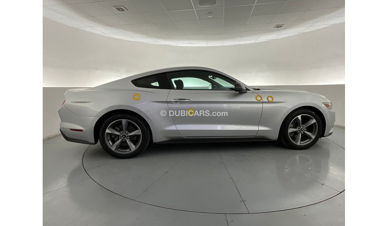 Ford Mustang Standard