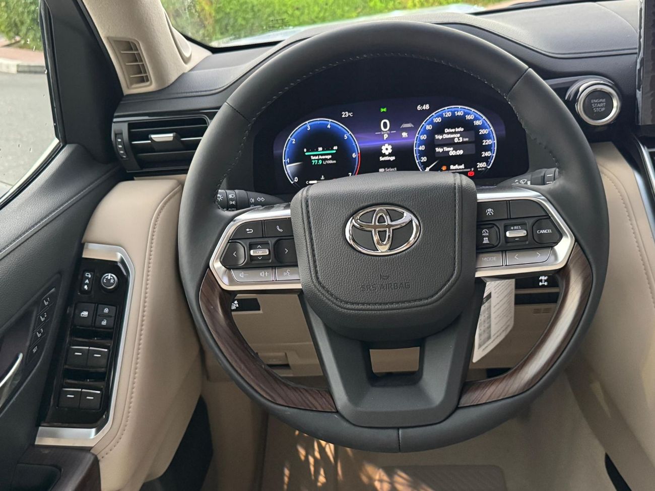 Toyota Land Cruiser VXR 4.0L With Rader JBL  Full Option SUV (Ready Stock)