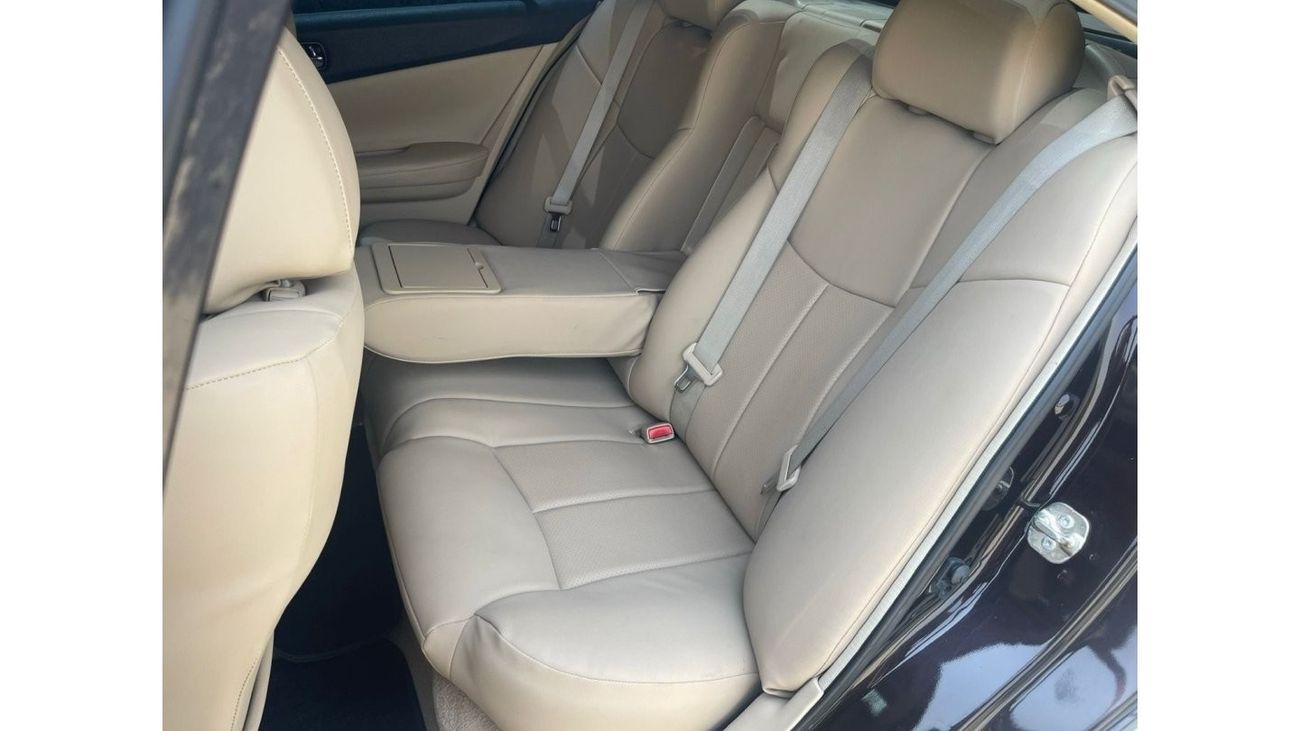 Nissan Maxima SV Nissan Maxima MODEL 2014 V6 L 3,5   Excellent Condition (GCC  _ SPEC) -