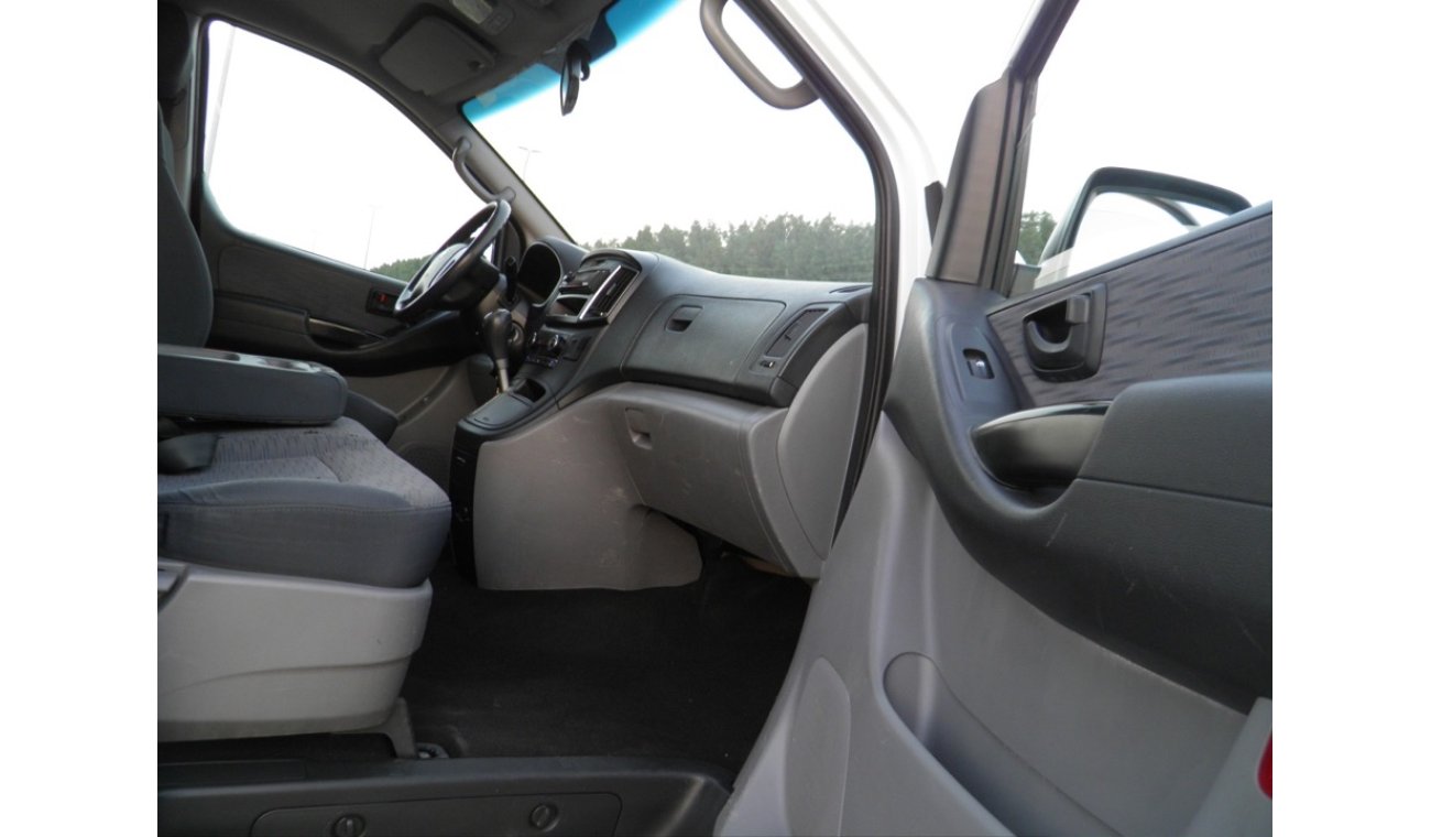 Hyundai H-1 2016 12 seats Ref#774