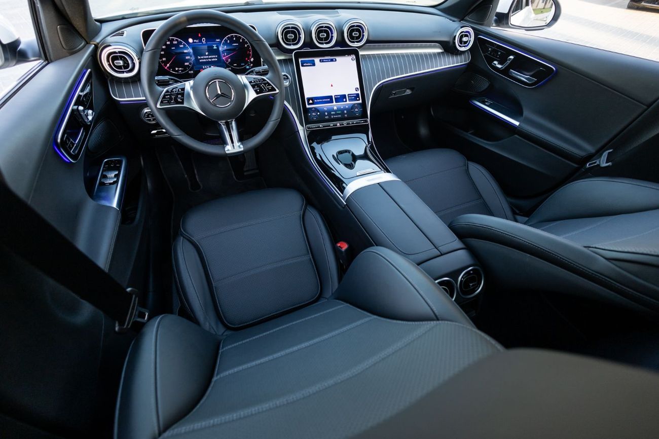 Mercedes-Benz C 200 Premium 2.0L