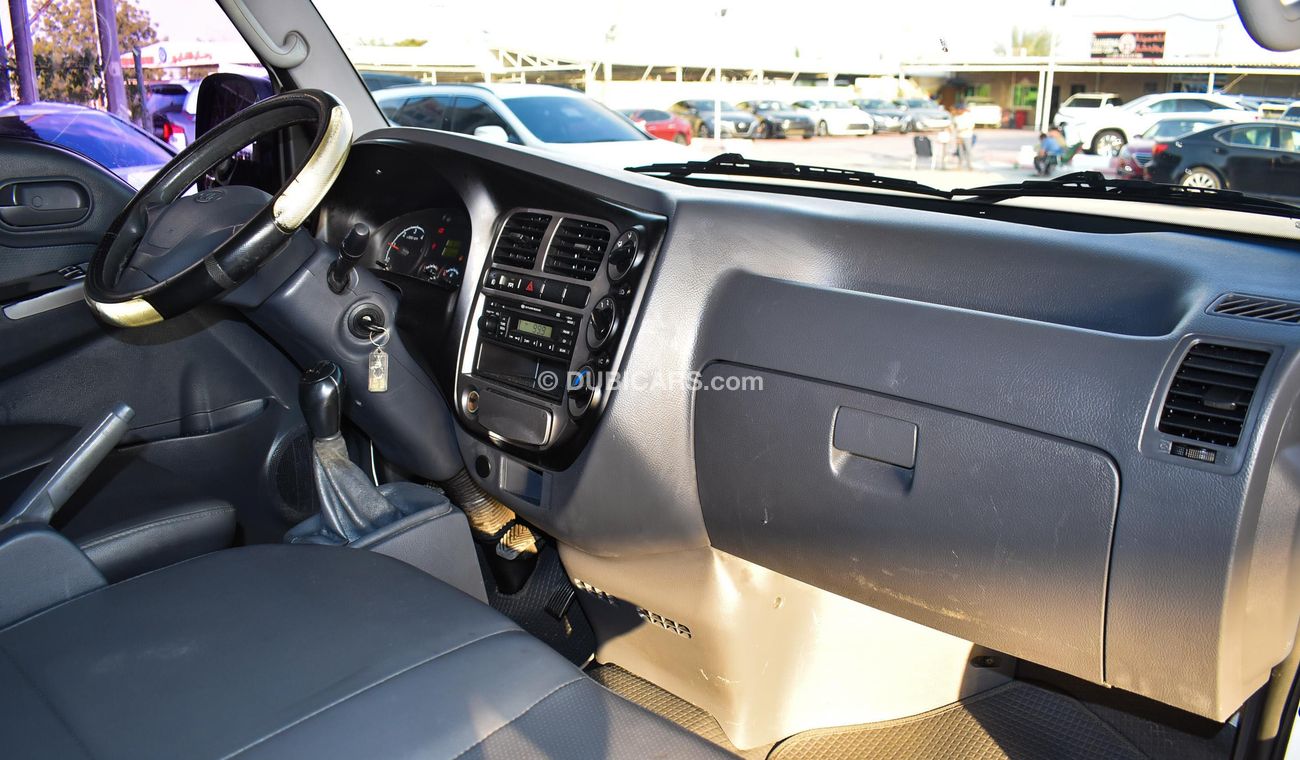 Used Kia Bongo III 1Ton 2011 for sale in Dubai 568595