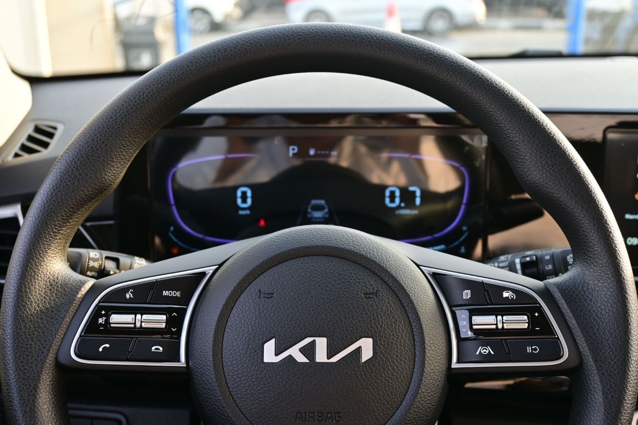 Kia Seltos Kia Seltos 1.5L Petrol, Color White, Model 2025