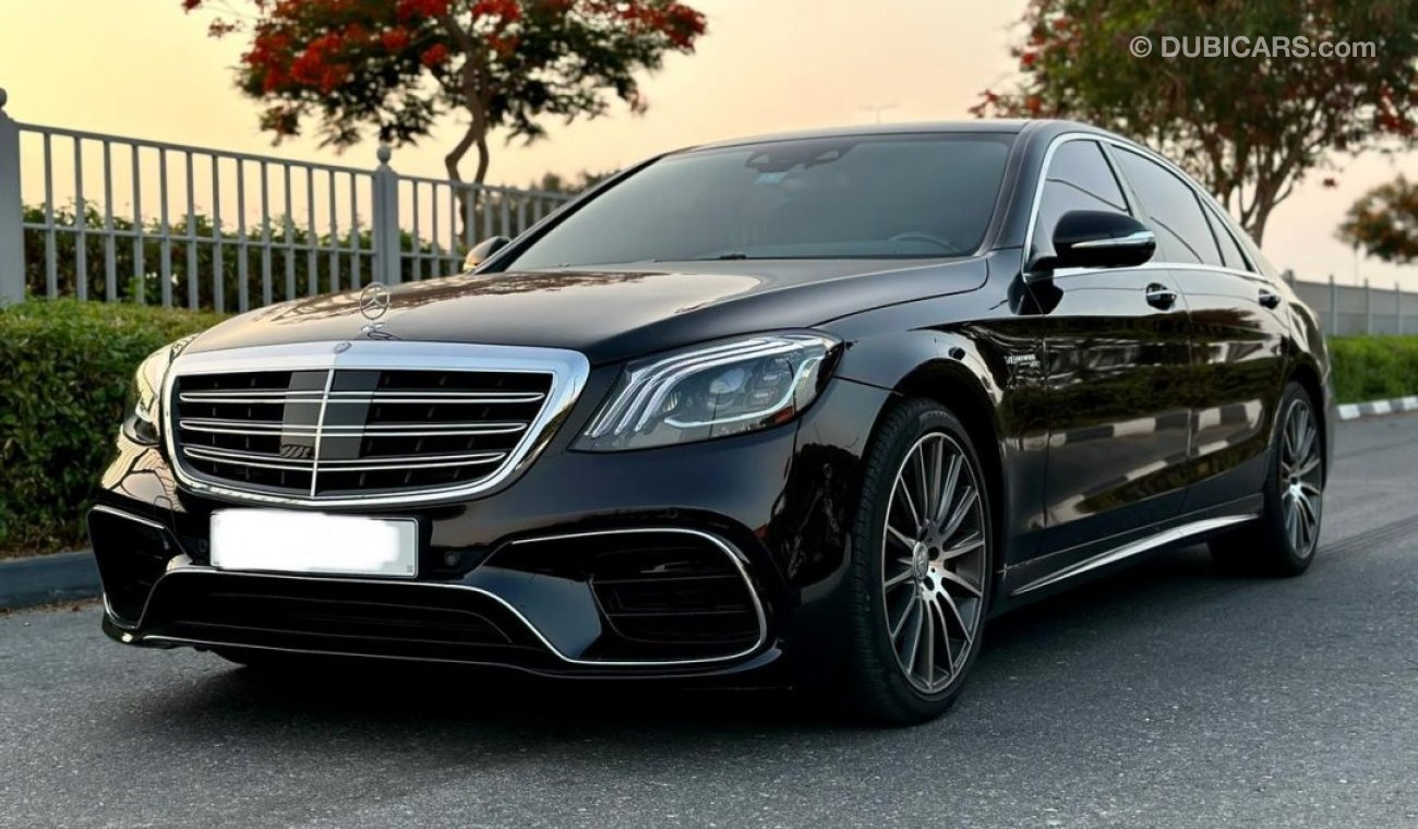 مرسيدس بنز S 550 4Matic S500 Badge