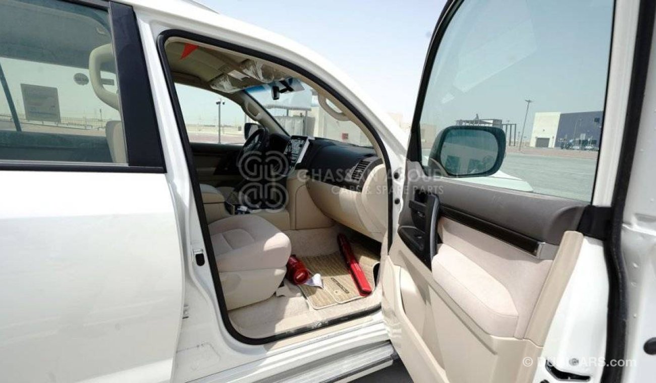 Toyota Land Cruiser 4.0L PETROL, M/T SAFARI MY19, 0km(Vehicle Code : R4589)