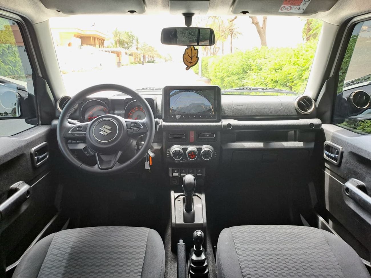 Suzuki Jimny GLX 1.5L (5-Doors) 1090-MONTHLY | 1.5 L | 4WD | GCC | CRUISE CONTROL I GPS I ACCIDENT FREE