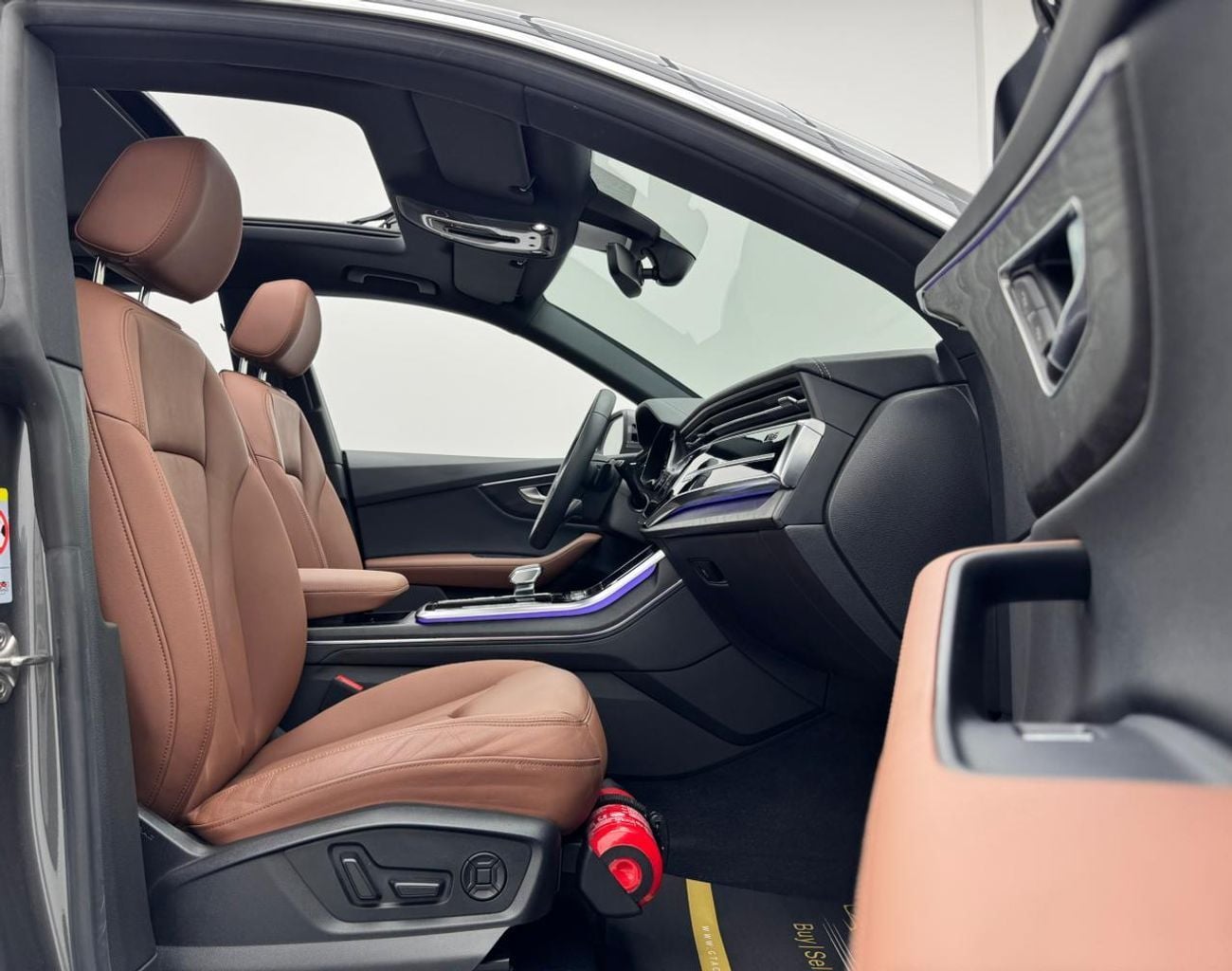 Audi Q8 S-Line 55 TFSI quattro (340 HP) 2023 Audi Q8 55 TFSI Quattro, 2028 Audi Warranty, Audi Service Histo