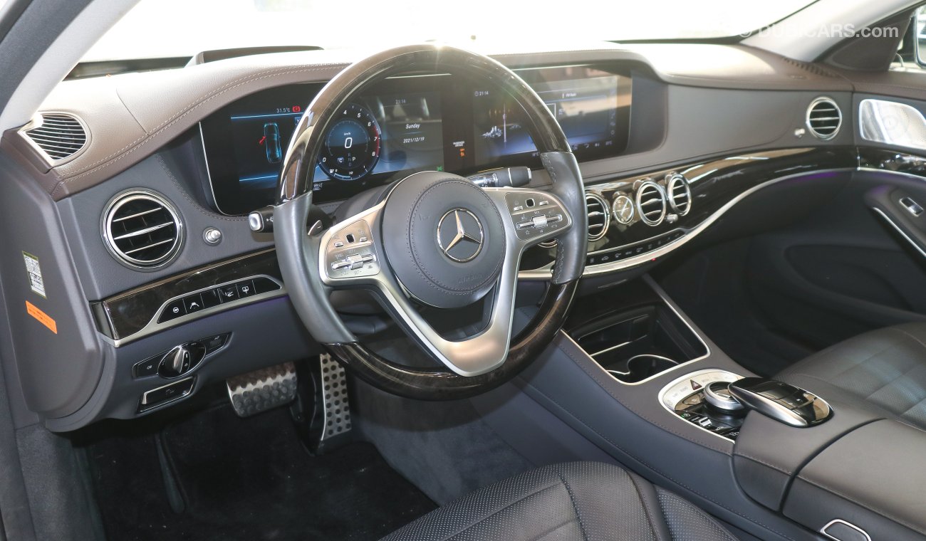 Mercedes-Benz S 560