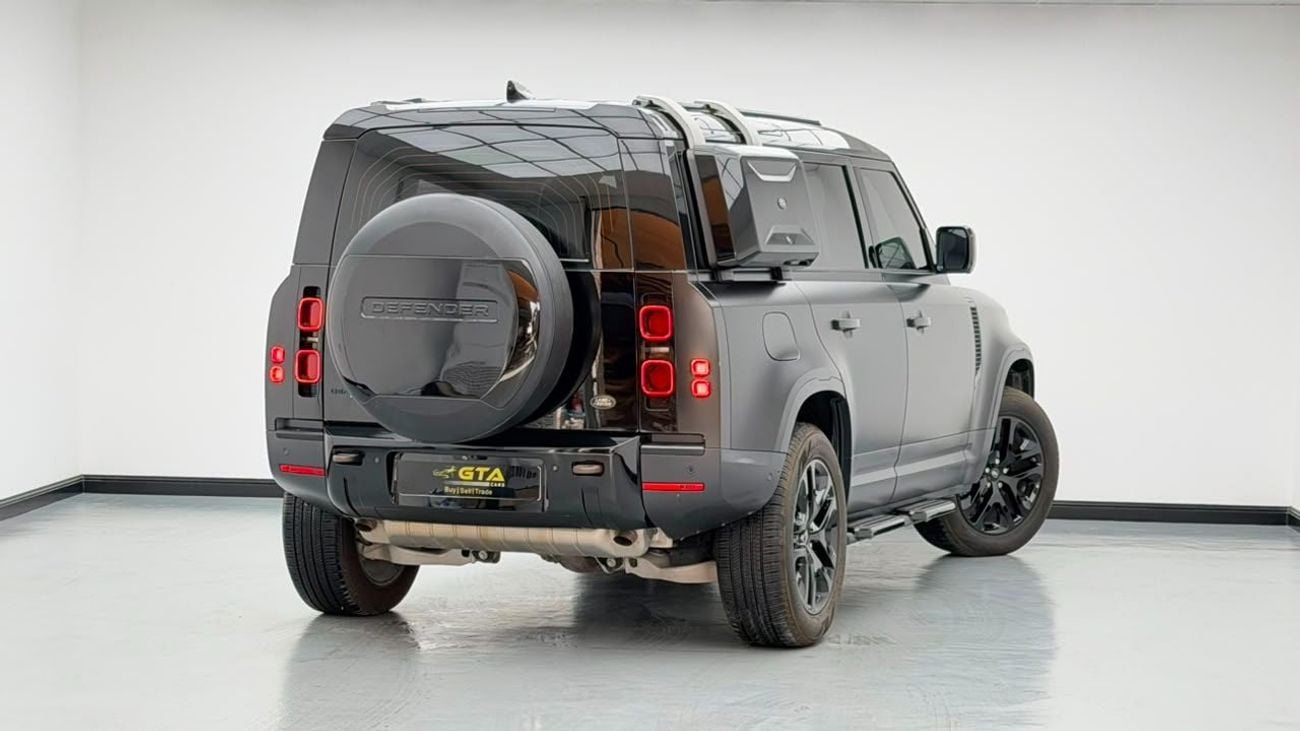 لاند روفر ديفندر 110 HSE P400