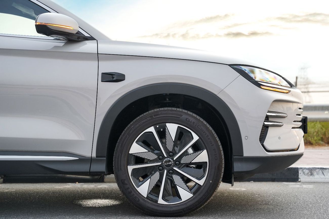 BYD Song Plus BYD Song Plus DM-i  2025 Smart Driving Edition Flagship