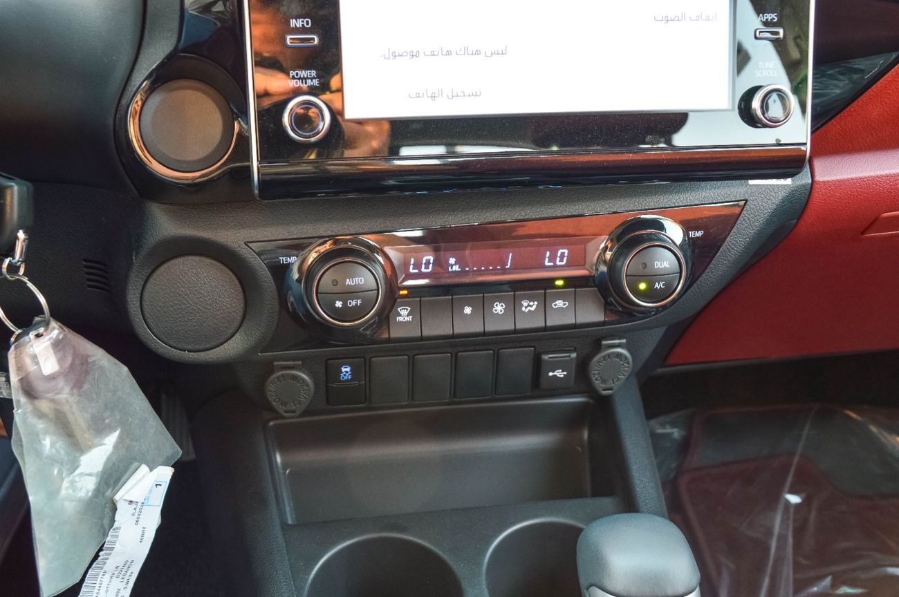 Toyota Hilux TOYOTA HILUX 2.7L RWD PETROL PICKUP 2025