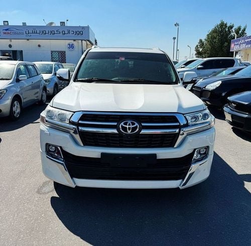 تويوتا لاند كروزر TOYOTA LAND CRUISER 2017 VXR V8