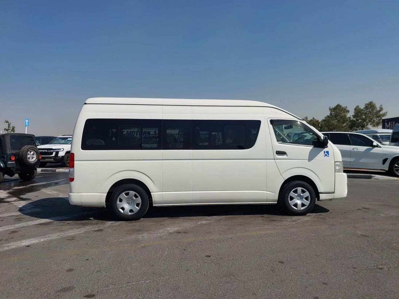 Toyota Hiace (RAMADAN OFFER) TOYOTA HIACE VAN RHD 2014 MODEL 3.0 L DIESEL AUTOMATIC(PM19576)