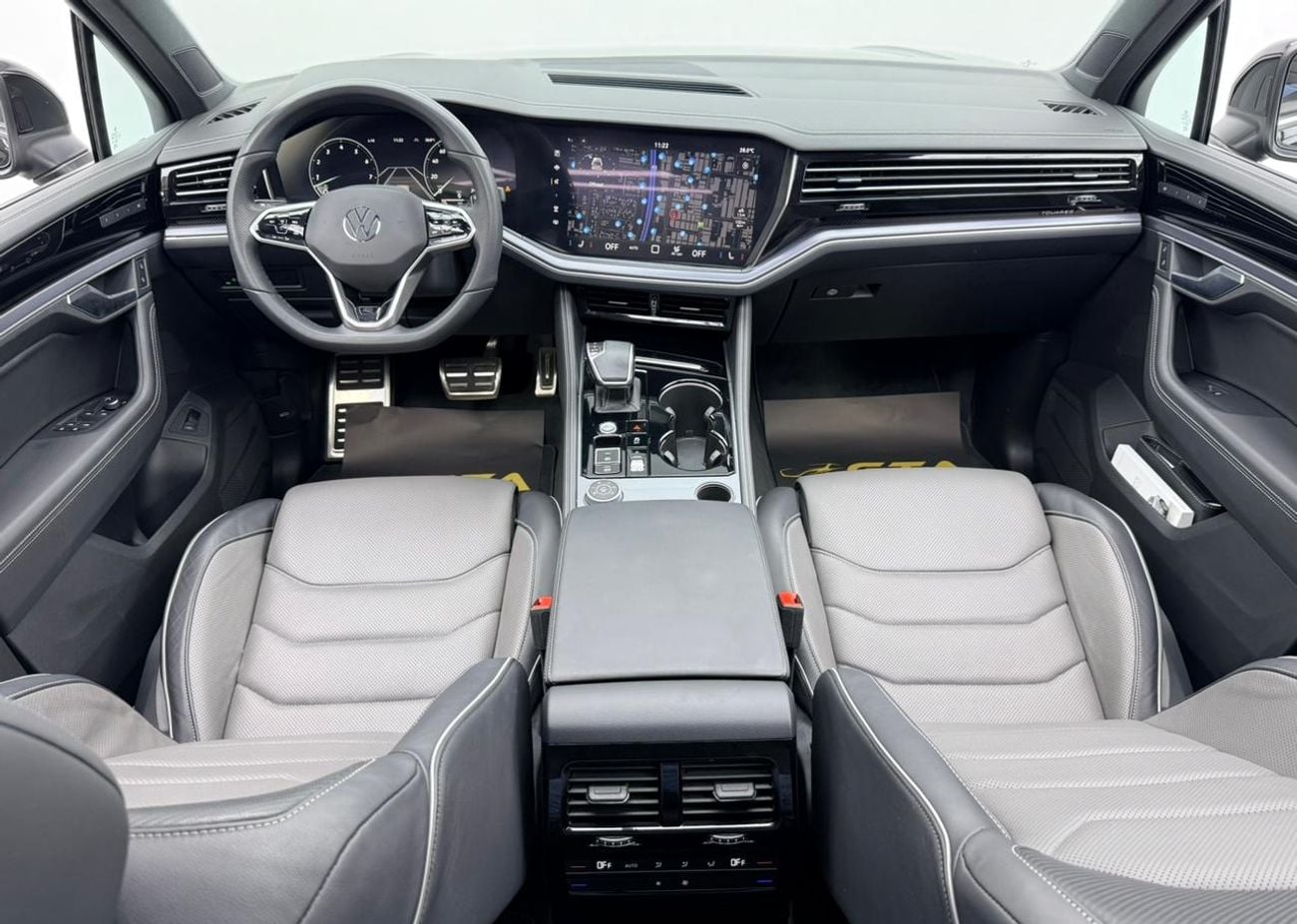Volkswagen Touareg 2024 Volkswagen Touareg R-Line, 2029 VW Warranty + Service Pack, Full VW Service History, GCC