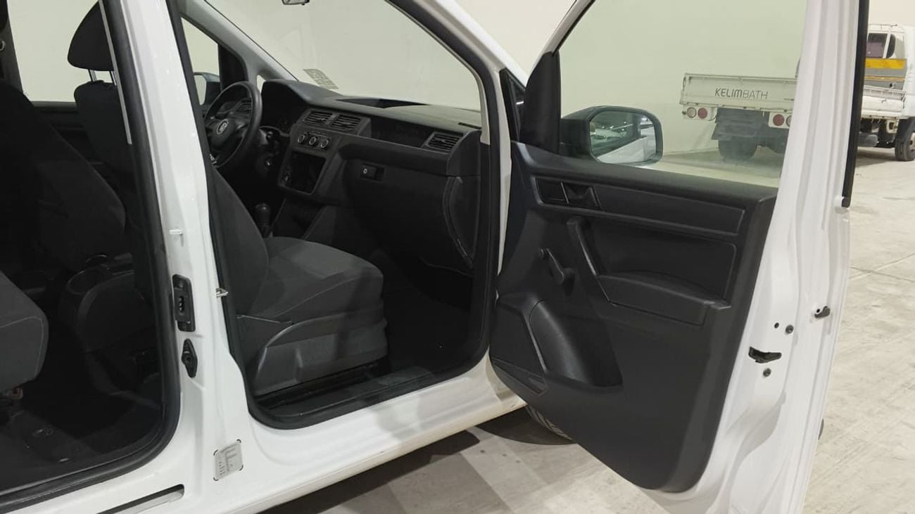 فولكس واجن كادي Non accident