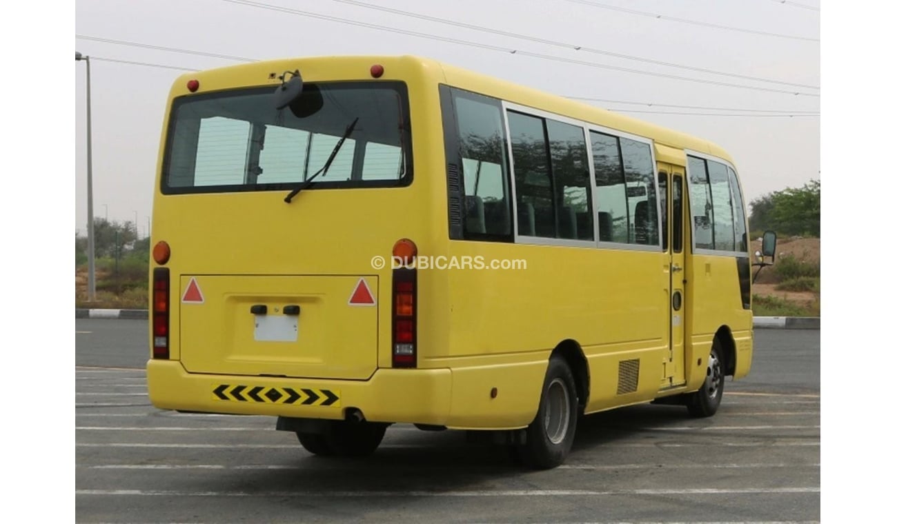 Nissan Civilian 2006 | CIVILIAN A/C 23 SEATER YELLOW SCHOOL BUS WITH GCC SPECS AND EXCELLENT CONDITION