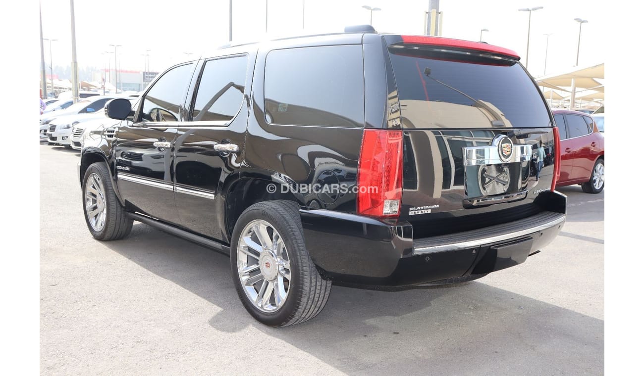 كاديلاك إسكالاد بلاتينوم | Cadillac Escalade Platinum | 2014 | GCC |