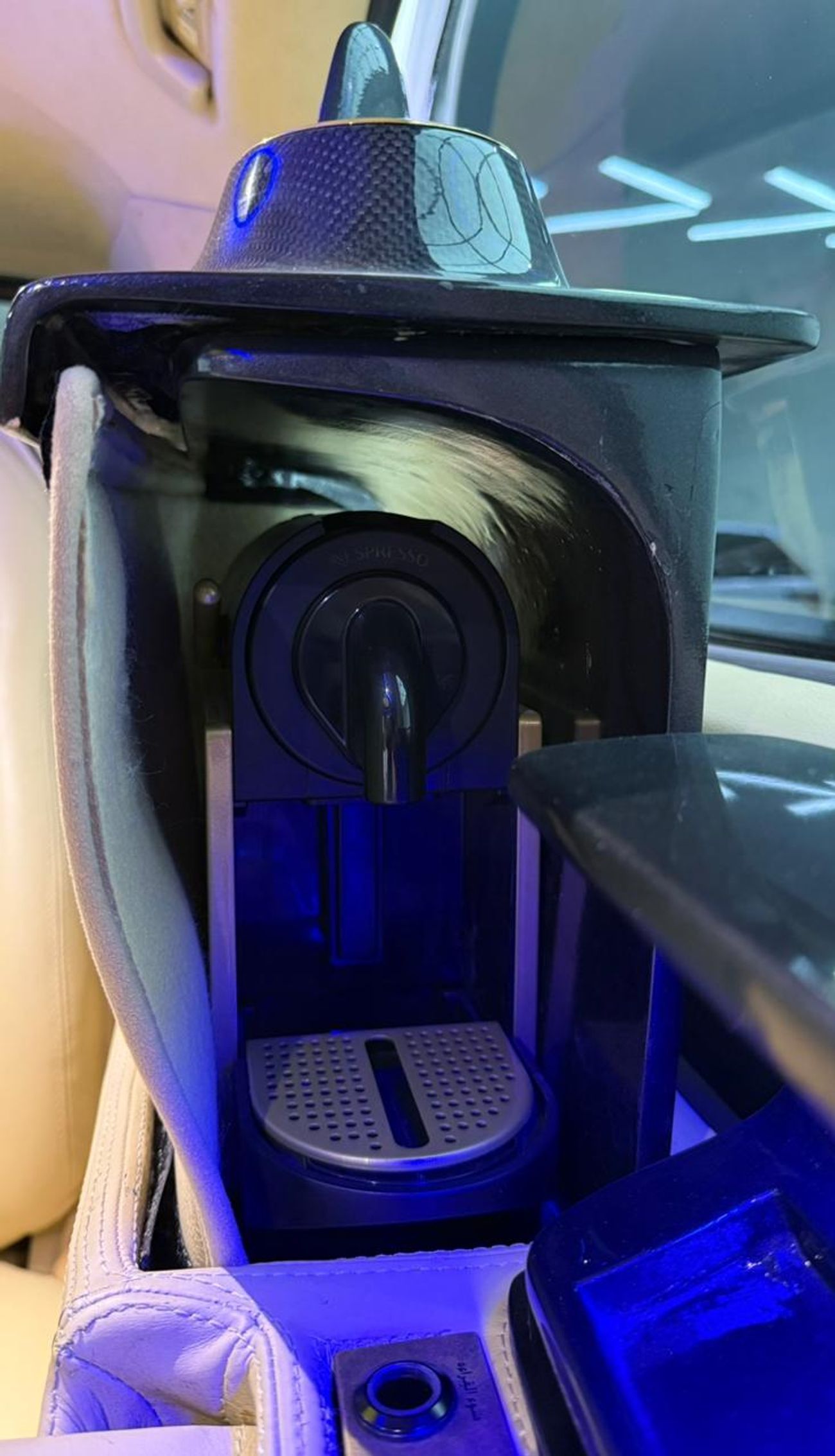 Mercedes-Benz V 250 2017 Mercedes Benz V250, Full Service History, Carbon Fiber Interior, Very Low Km, Fully Loaded, GCC