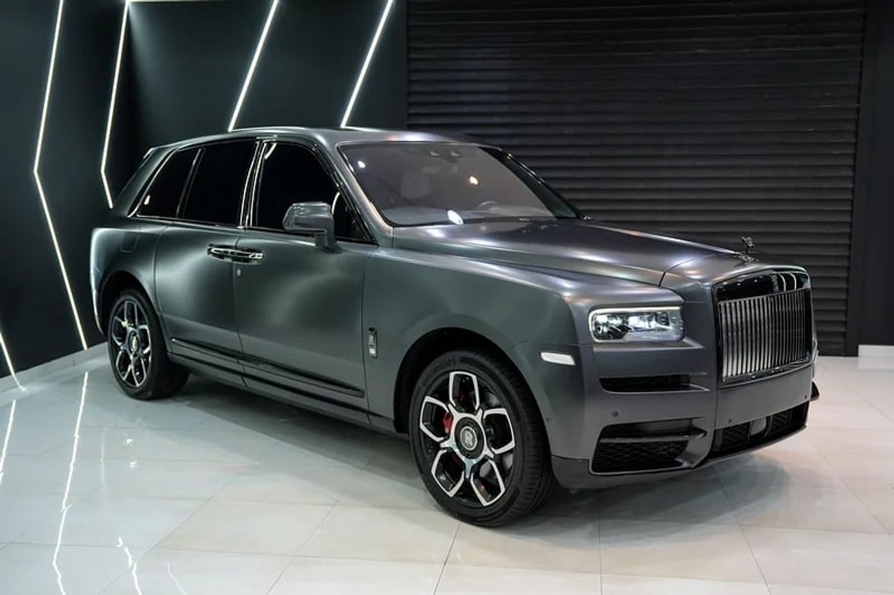 رولز رويس كولينان Black Badge, Rear Executive Seats w/ Entertainment, Bespoke Audio, Dealer Warr + Ser!!