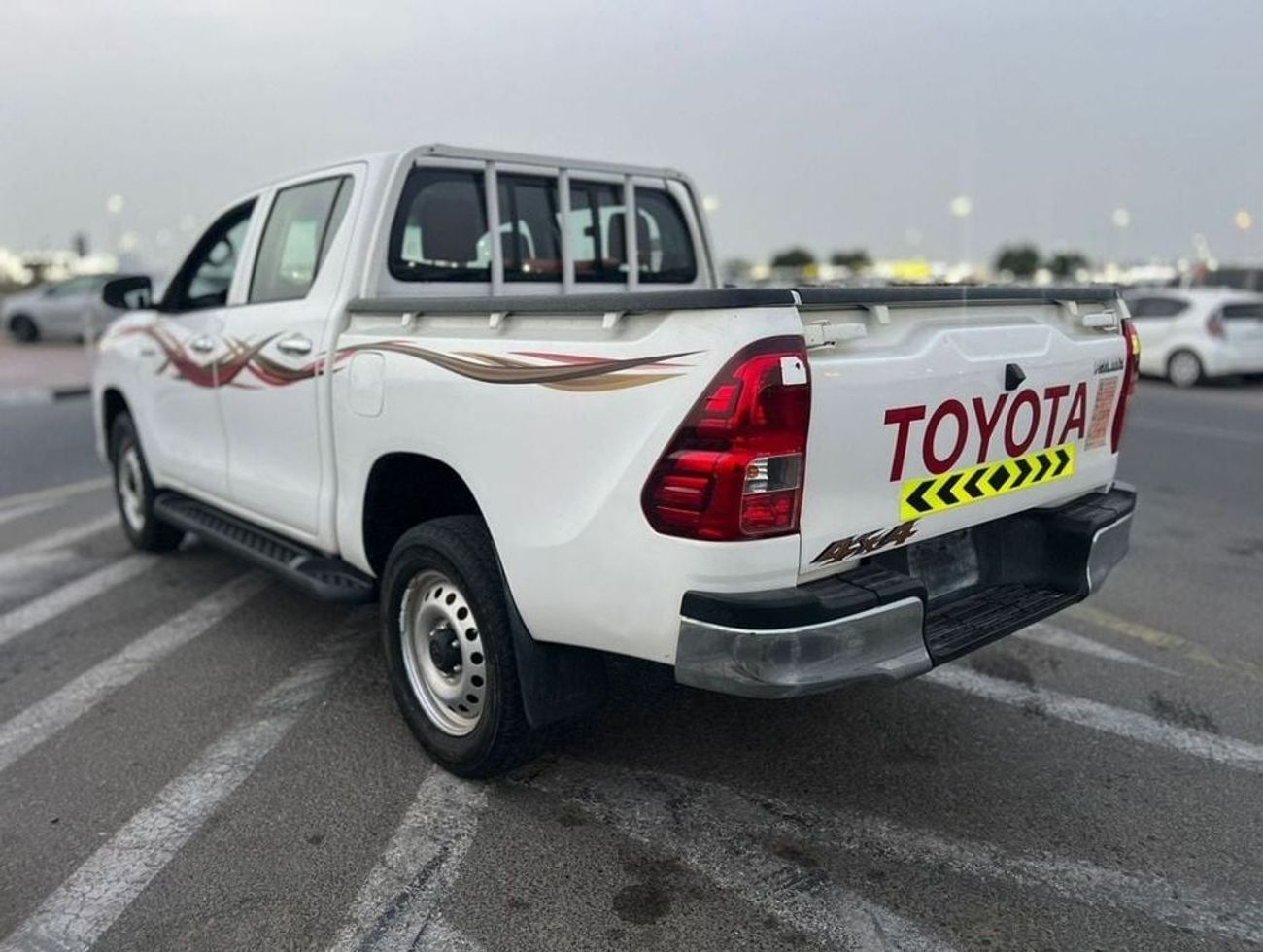 Toyota Hilux 2021 TOYOTA HILUX 2.4L V4 *DIESEL* MANUAL TRANSMISSION  +  POWER WINDOW + 4X4  + Rear Camera - DOUBL
