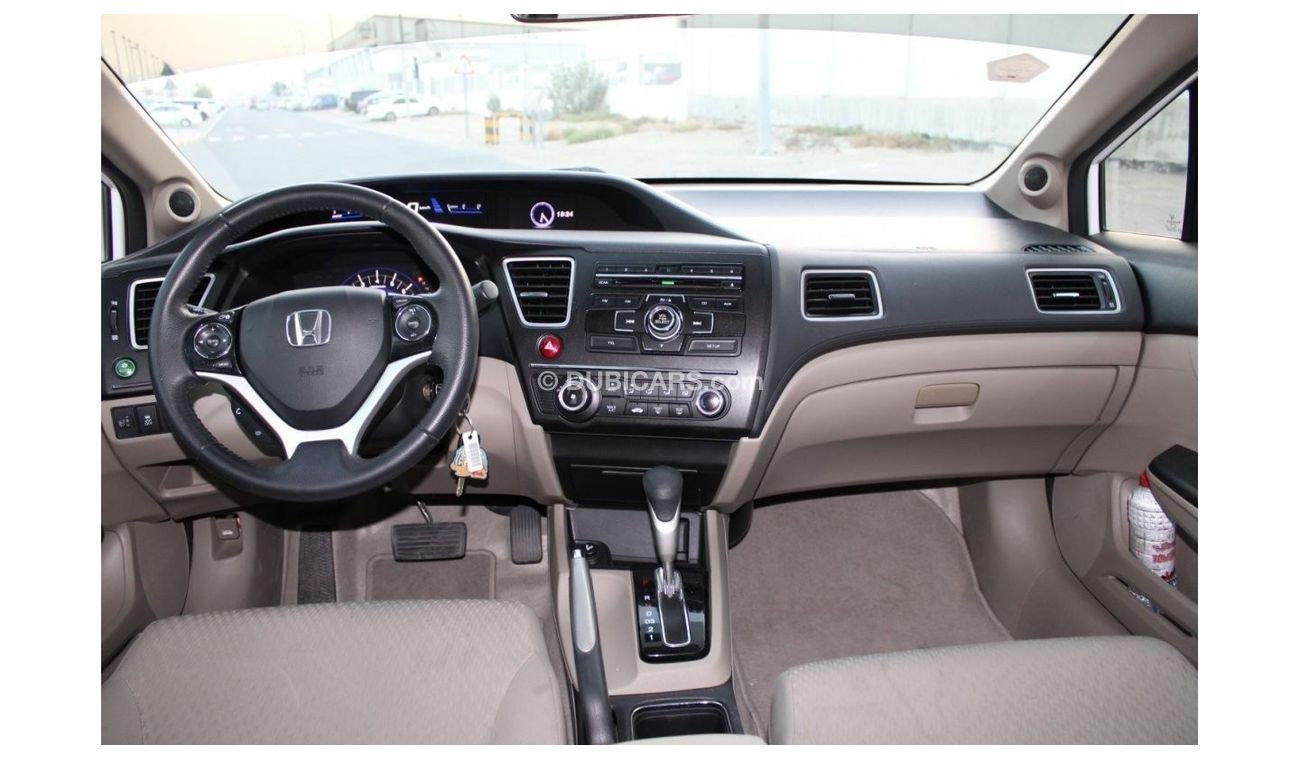 Honda Civic Honda Civic 2015 GCC in excellent condition, without paint, without accidents, very clean from insid