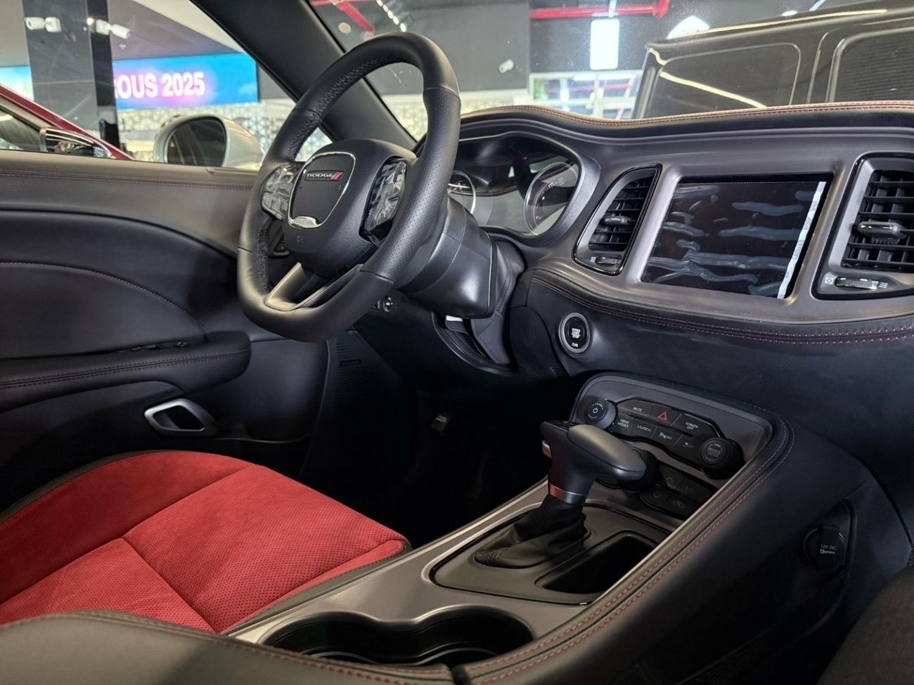 Dodge Challenger 392 Hemi Scat Pack Shaker 6.4L 2023 Dodge Challenger 392 Hemi Scat Pack Shaker Last Call 6.4L / 3 Ye