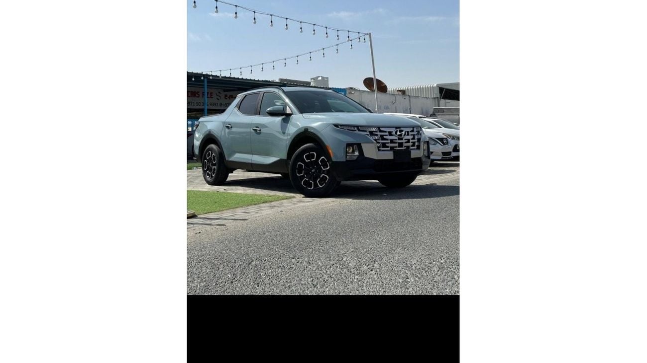 Hyundai Santa Cruz car in perfect condition, 2022 with engine capacity 2.5 4wd pickup