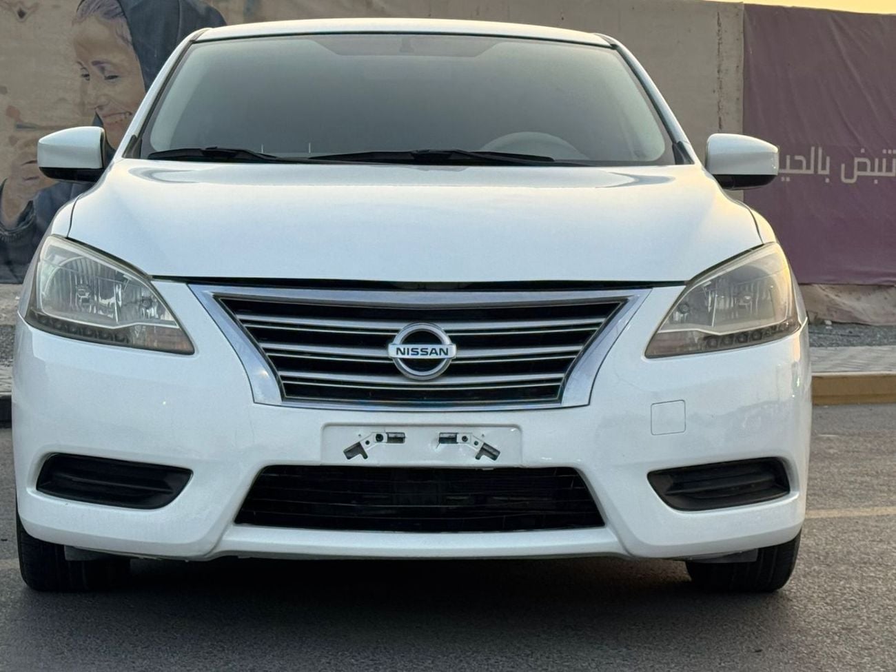 نيسان سنترا ممتازة من الداخل و الخارج