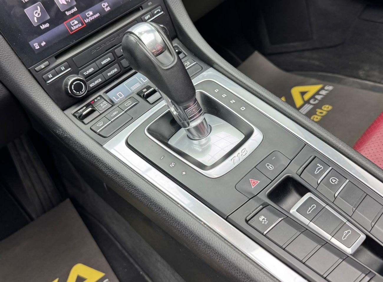 بورش بوكستر 718 Std 2.0L A/T 2017 Porsche 718 Boxster, 2026 AAA Warranty, 2027 GTA Service Pack, GCC