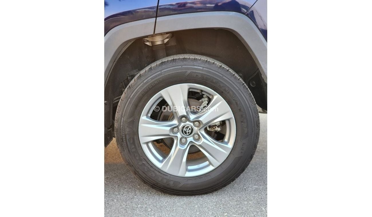 Toyota RAV4 TOYOTA RAV4 XLE FULL OPTION 2022 MODEL