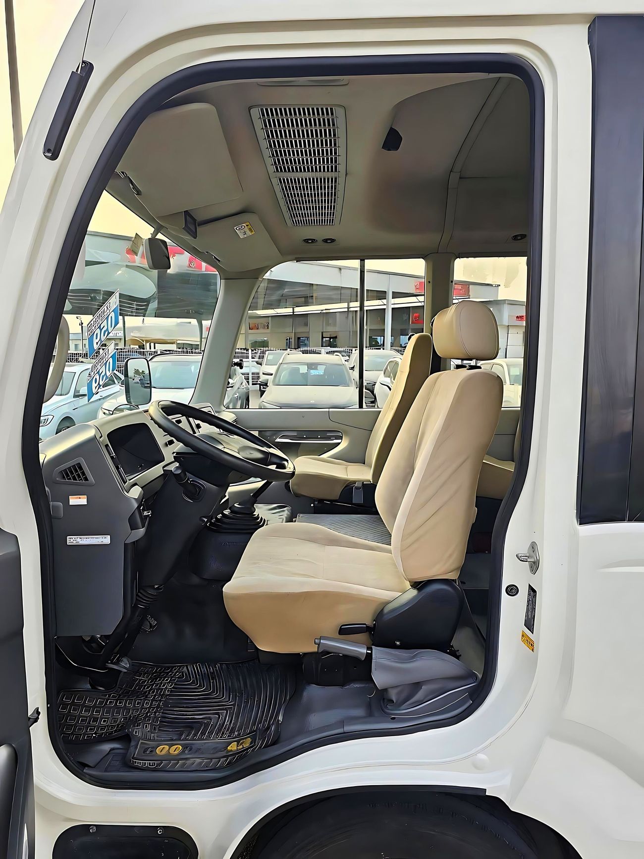 Toyota Coaster DIESEL / V6 1HZ ENGINE / 23 SEATER / LOW MILEAGE / ONLY FOR EXPORT / LOT# 6001217