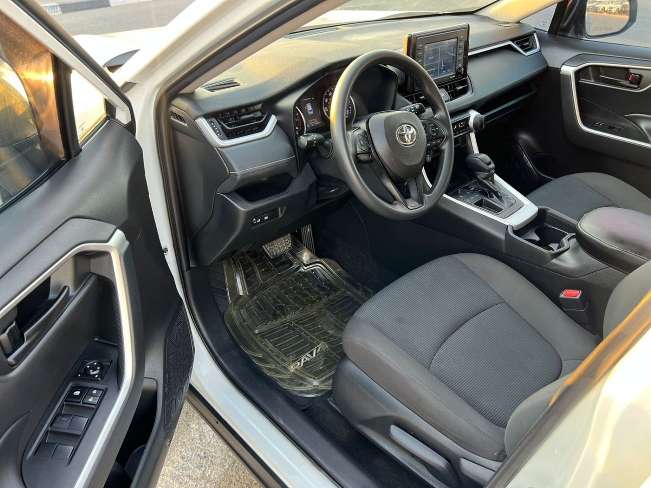 تويوتا راف ٤ 