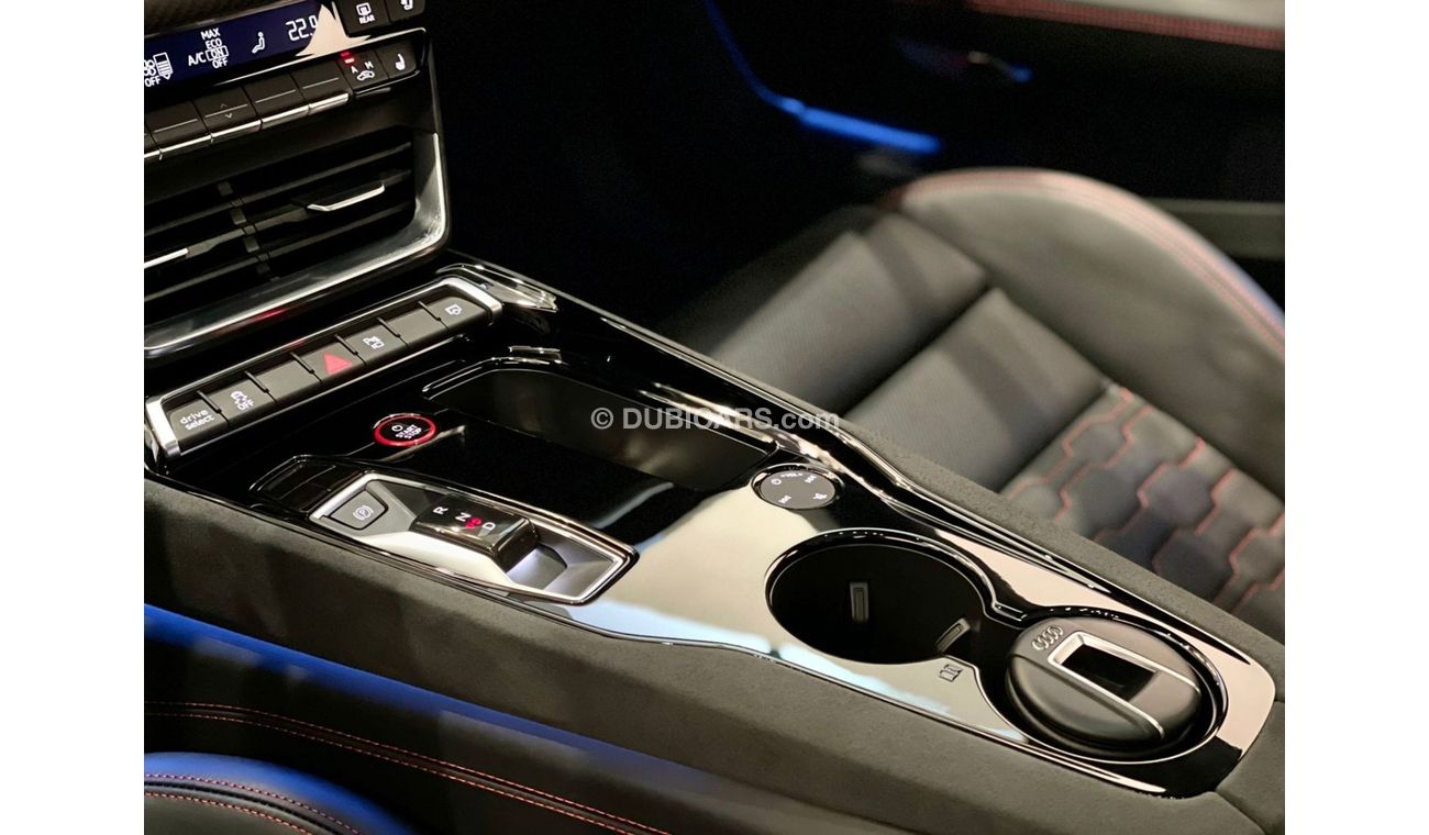 Audi etron 2022 Audi RS e-tron GT ( Brand New ), Only one in UAE, 5 Years Audi Warranty-Service Contract, GCC