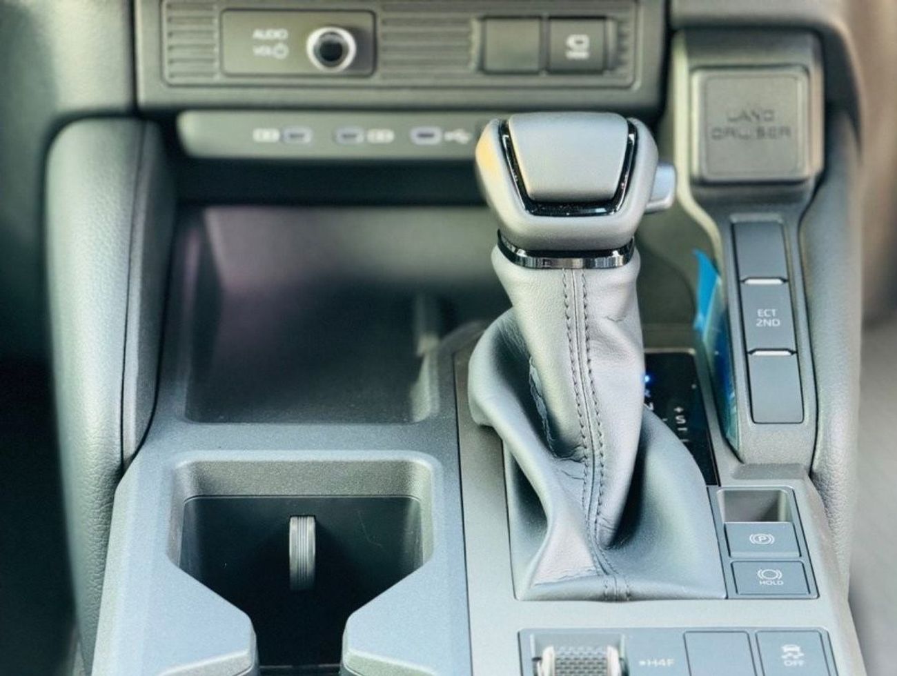 Toyota Prado Brand new Toyota Land Cruiser prado 2024