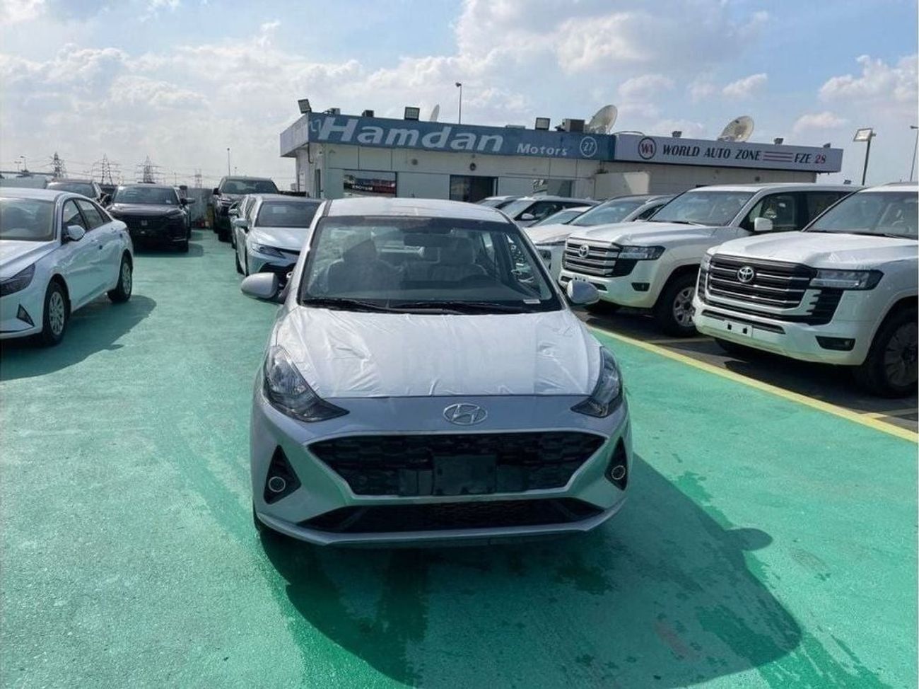 Hyundai Grand i10 Hyundai Grand  i10 SEDAN /hatch back 1.2P AT MY2023