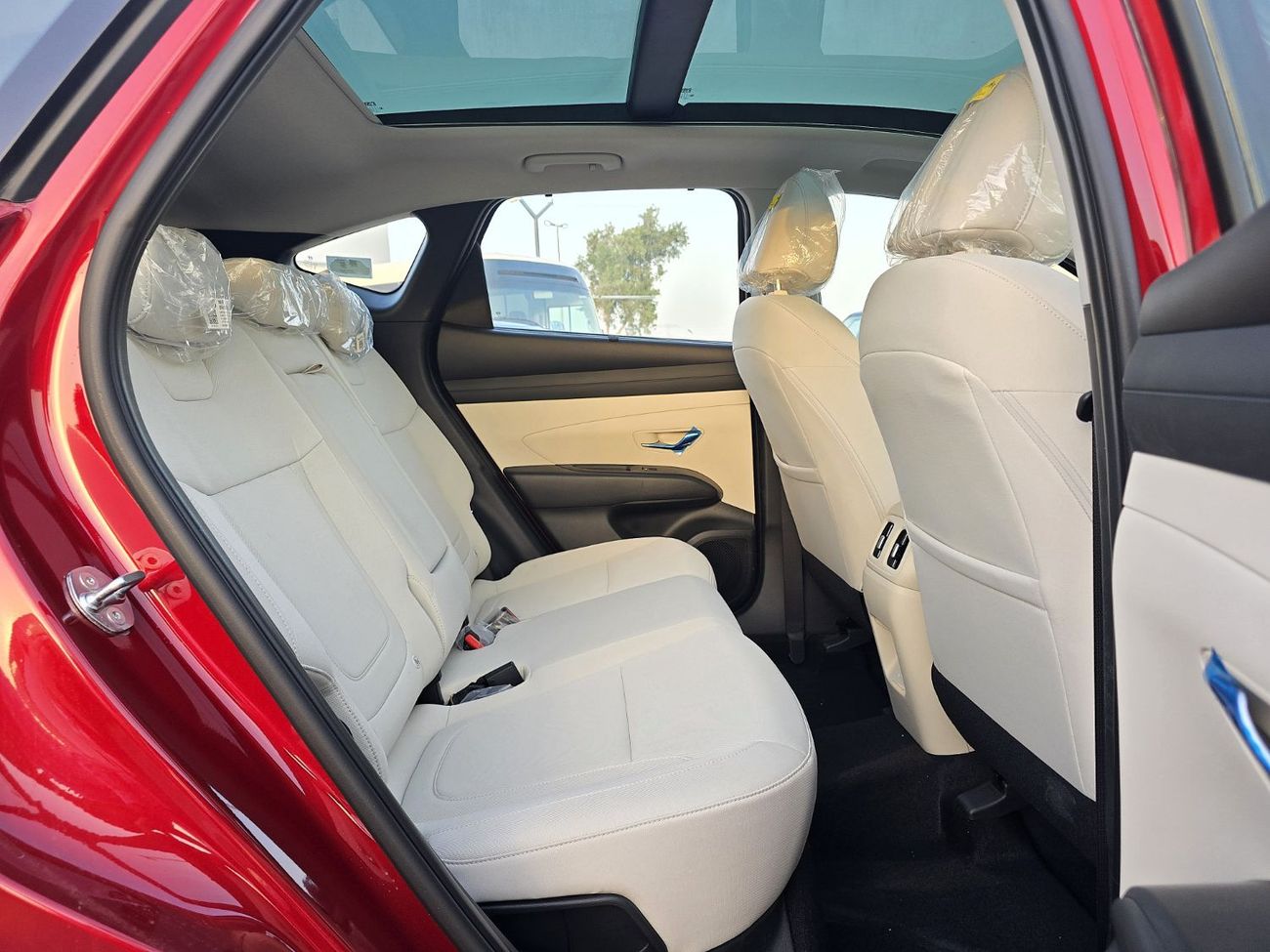 Hyundai Tucson Comfort+ 1.6T Hyundai Tucson 1.6T A/T FWD SUV Red Color 2025 Model