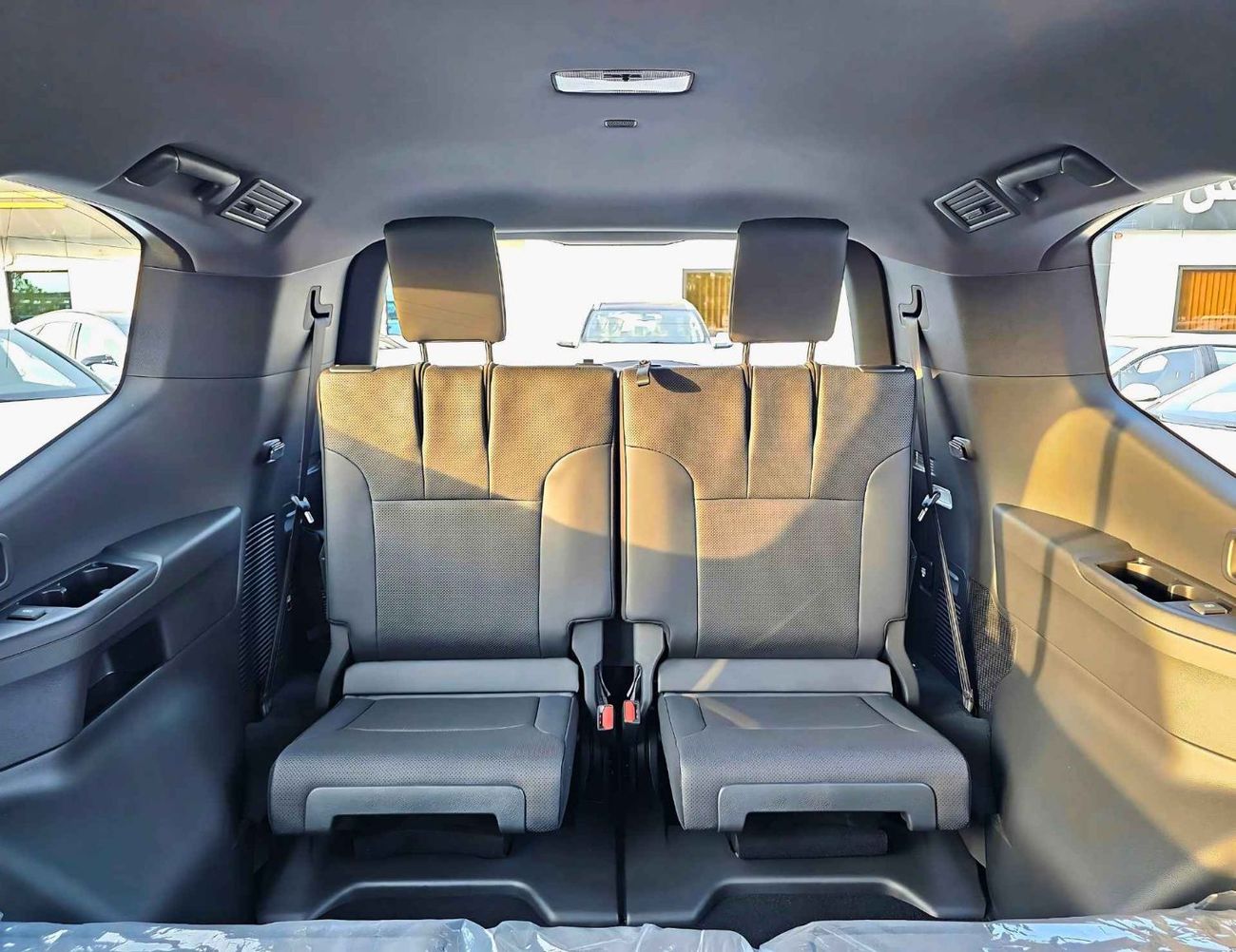 Toyota Land Cruiser LC300 GXR TWIN TURBO / 3.5L V6 PETROL / BIG DVD / JBL SPEAKERS / FULL OPTION / CODE # LC3GXRH