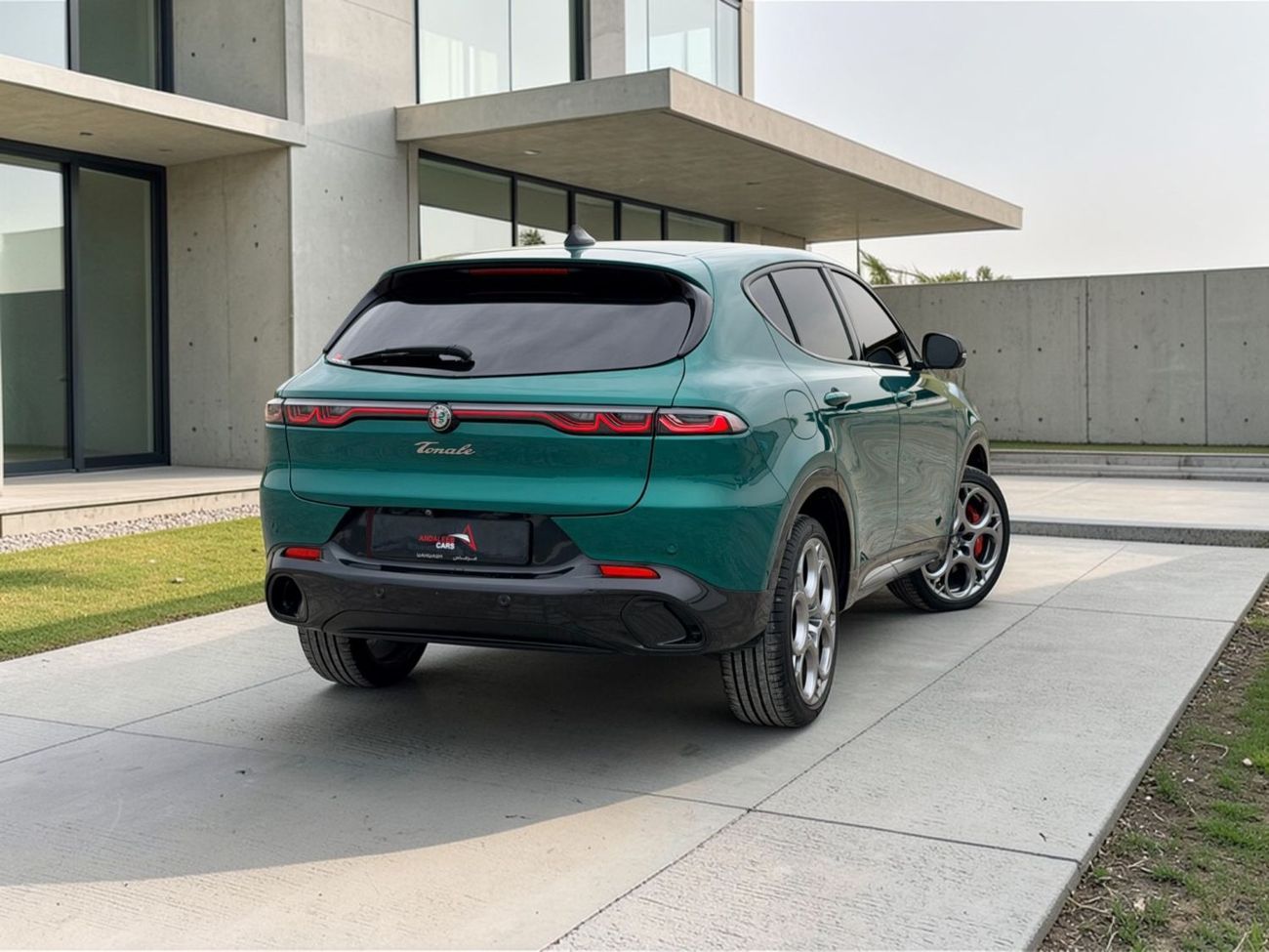 ألفا روميو تونالي AED 1,920 P.M | 0% DOWN PAYMENT | ALFA ROMEO TONALE VELOCE | AGENCY WARRANTY | 2024 | GCC SPECS