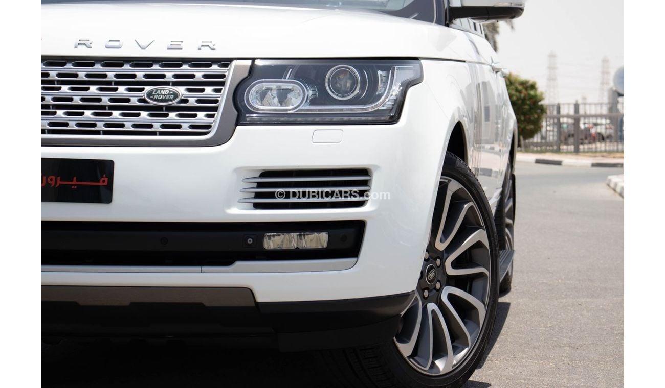 Land Rover Range Rover RAMADAN ALL IN ONE DEAL = FREE REGISTRATION = WARRANTY = INSURANCE SALIK = FULL SERVICE HISTORY
