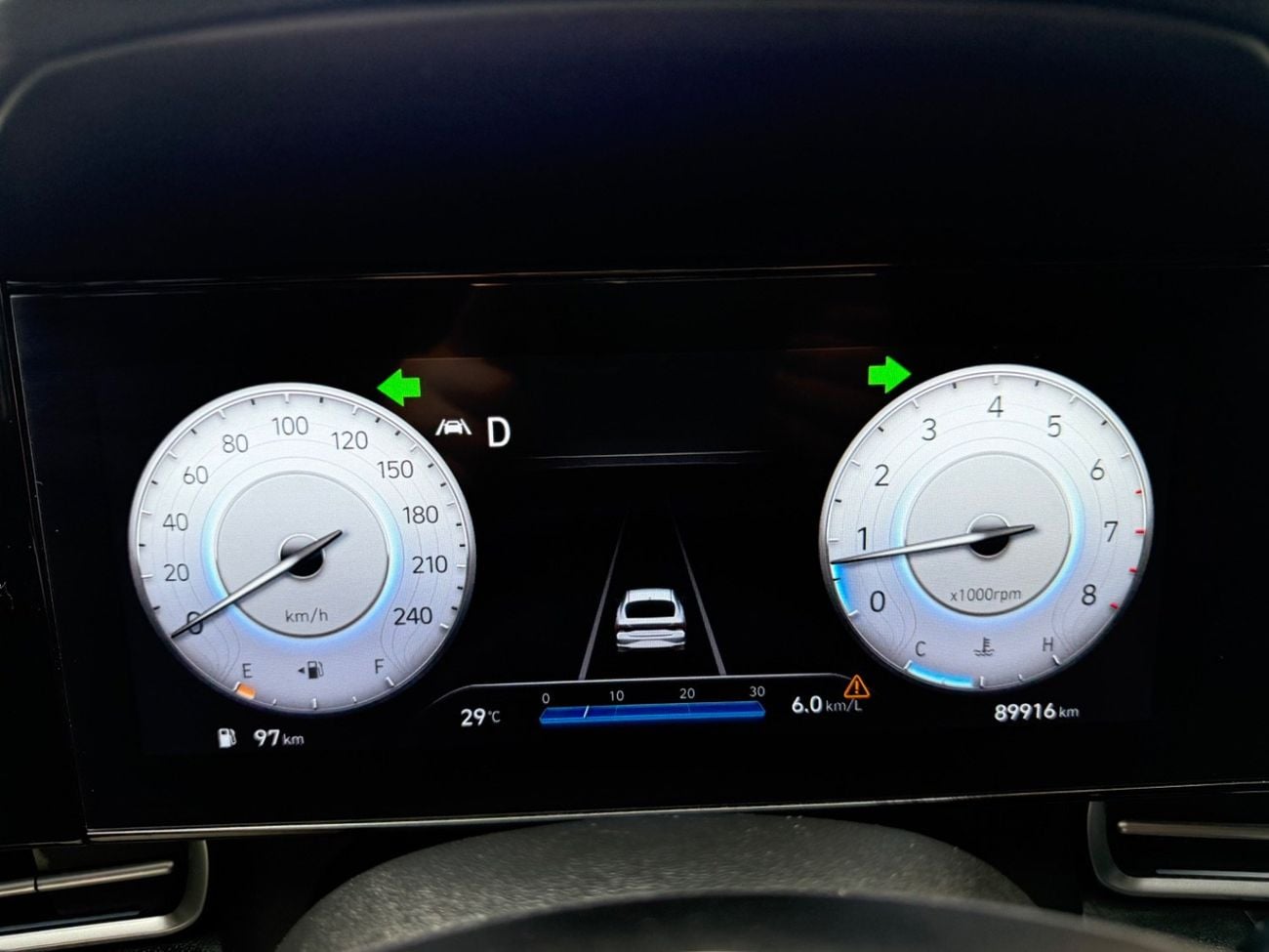 هيونداي إلانترا GLS 2.0L