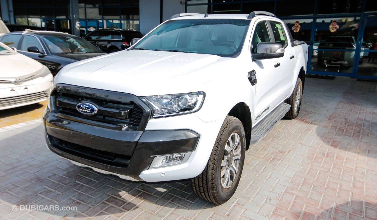 Ford Ranger Wildtrak 3.2 Dsl full opt AT with Back Cover (2017)