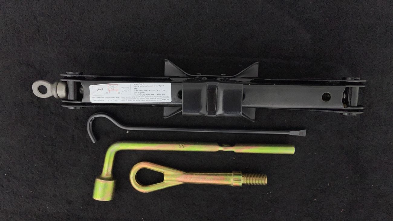 Chevrolet Captiva LS 1.5 | Zero Down Payment | Free Home Test Drive