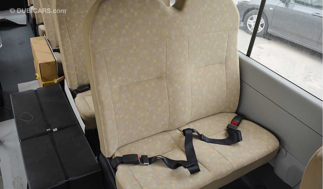 Toyota Coaster 4.2 High Roof 23 seats