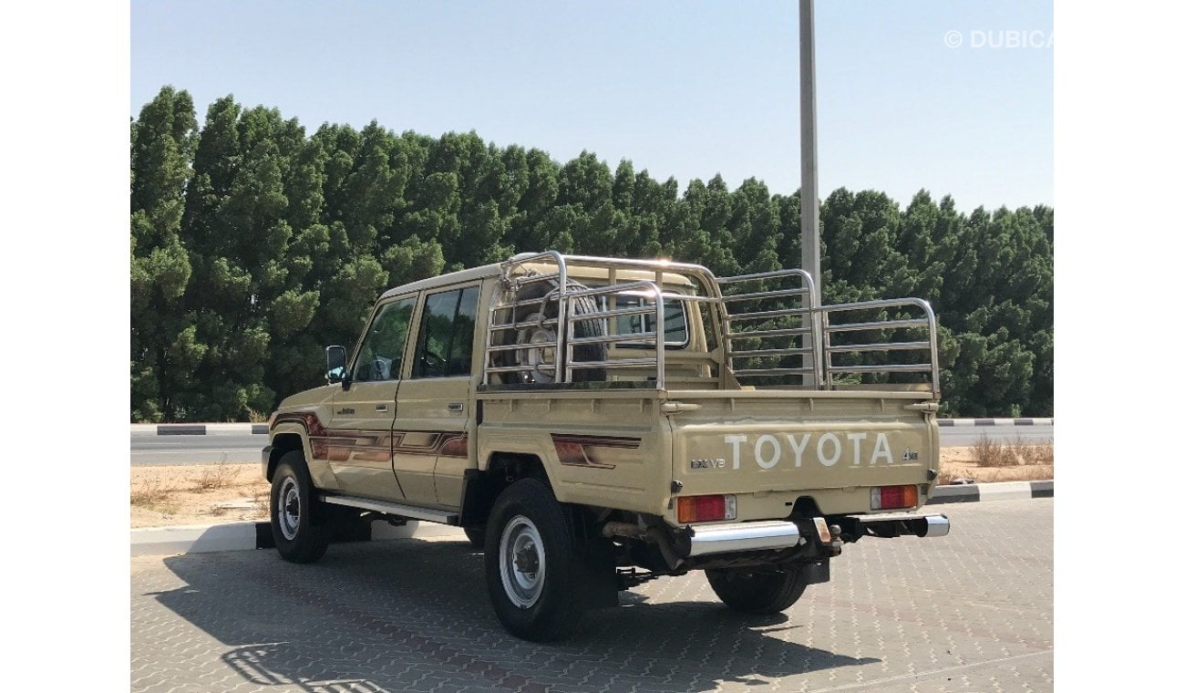 Toyota Land Cruiser Pick Up