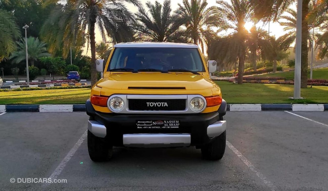 Toyota FJ Cruiser TOYOTA FJ CRUISER