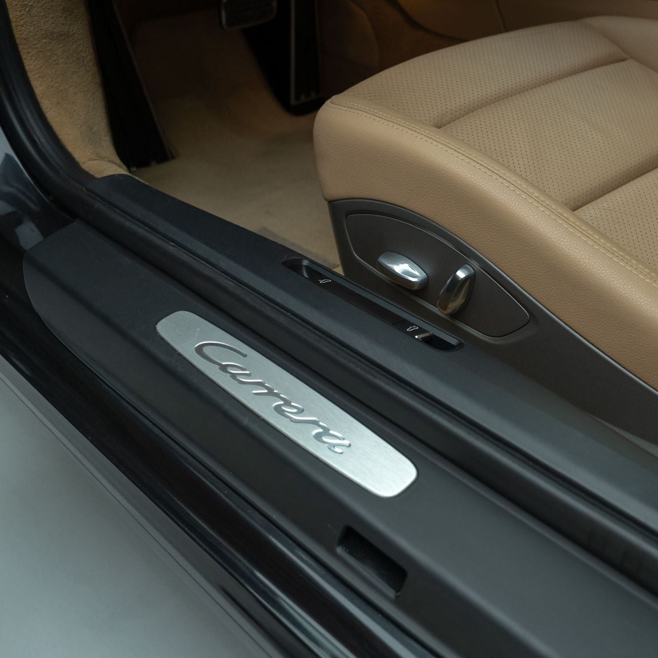 Porsche 911 Carrera 3.6L Coupe